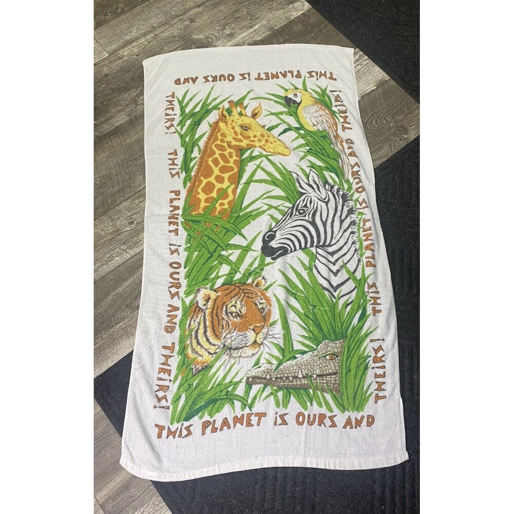Royal Pacific THIS PLANET IS OURS AND THEIRS Vintge Animal Beach Towel Snags